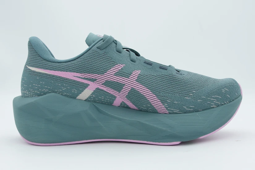 ASICS Novablast 6 Γυναικεία Αθλητικά Παπούτσια για Τρέξιμο Πετρόλ, Ροζ