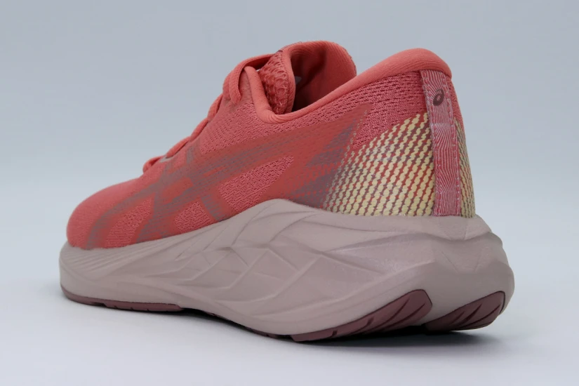 ASICS Novablast 5 Αθλητικά Παπούτσια για Τρέξιμο Κοραλλί
