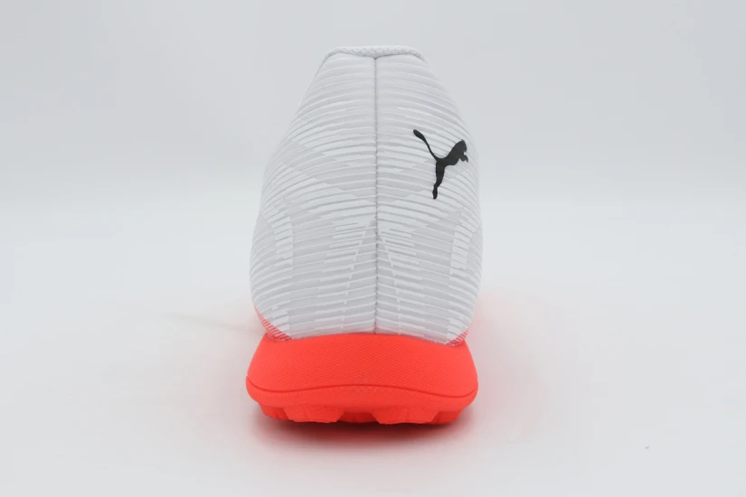 Puma Ultra 7 Play TT Ανδρικά Ποδοσφαιρικά Παπούτσια για Σχάρα Λευκά, Κοραλλί