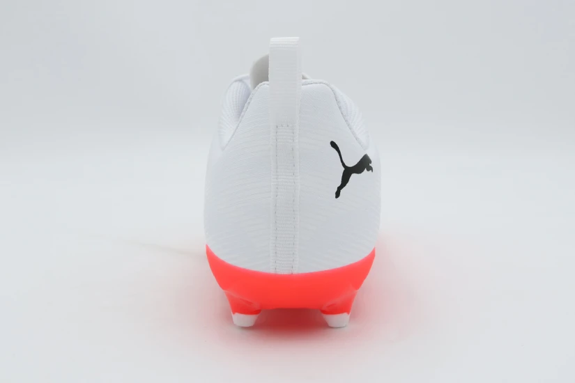 Puma Ultra 7 Play FG/AG Παιδικά Ποδοσφαιρικά Παπούτσια με Τάπες Λευκά, Κοραλλί