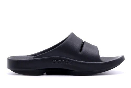 Oofos Ooahh Παντόφλες Αποκατάστασης (1100 BLACK)