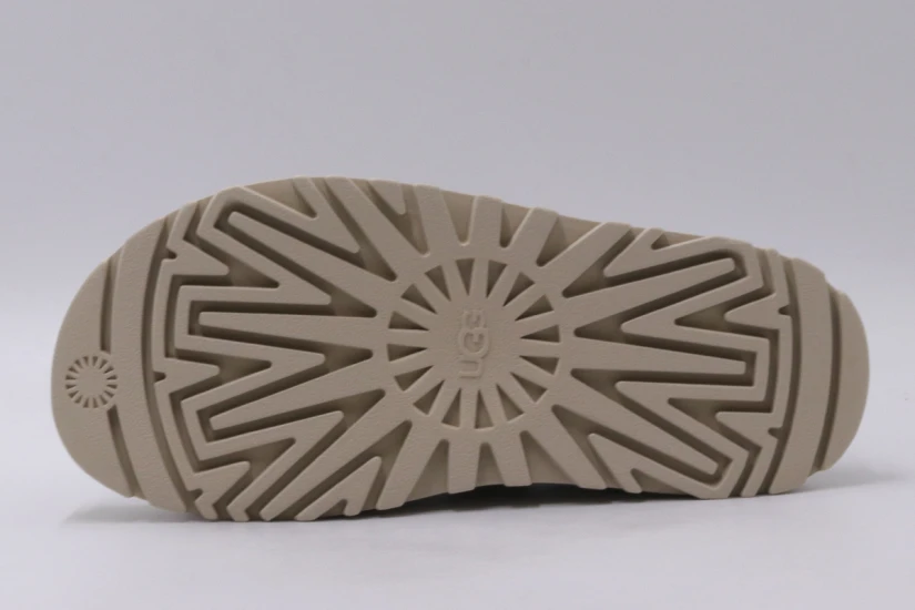 Ugg Goldenglow Γυναικεία Σανδάλια Εκρού