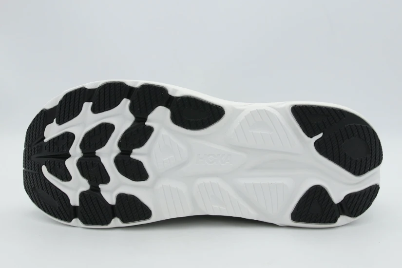 Hoka One One Clifton 11 Ανδρικά Αθλητικά Παπούτσια για Τρέξιμο Μαύρα, Λευκά
