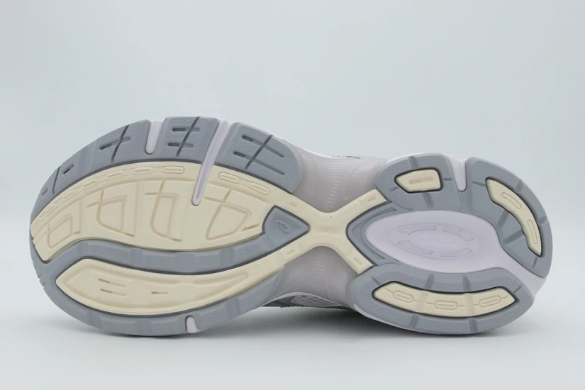Asics Gel-1130 Sneakers (1203A609-112)
