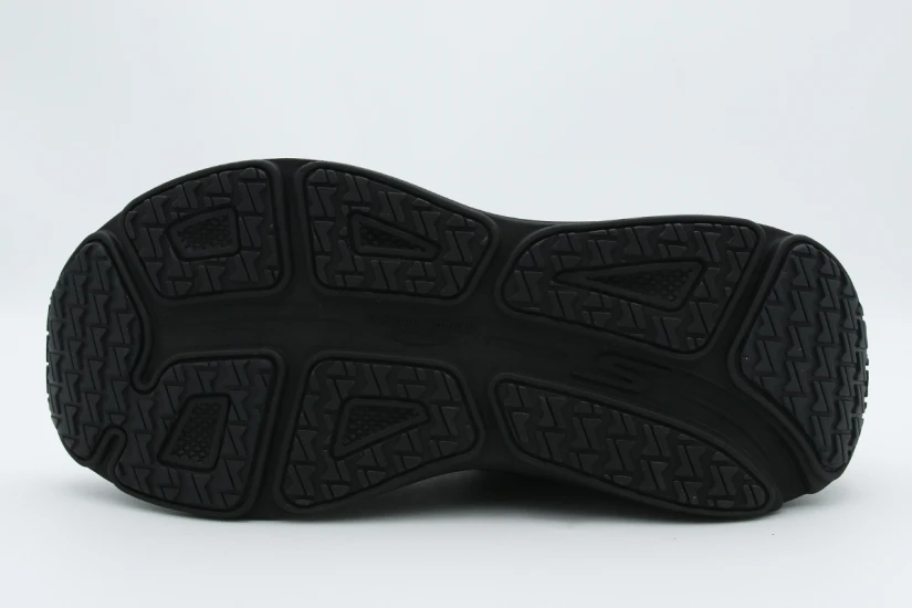 Skechers Max Cushioning Endeavour Sneakers (129470-BBK)