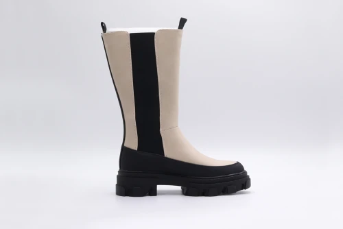 Only Tola-7 Tall Pu Chunky Boot (15271827 BELGE)
