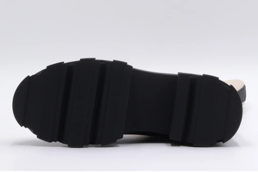 Only Tola-7 Tall Pu Chunky Boot (15271827 BELGE)