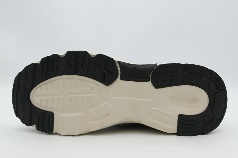 Fila Toro Memory Ανδρικά Αθλητικά Παπούτσια για Τρέξιμο Μαύρα, Λευκά