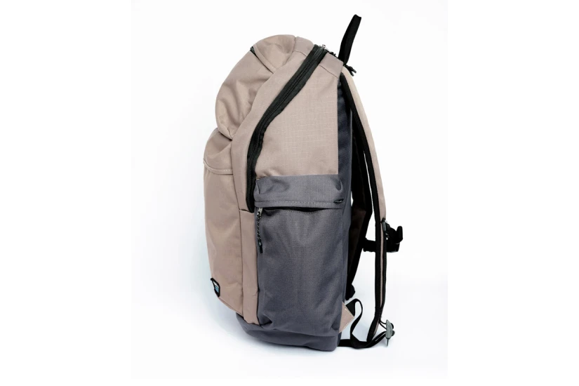 Emerson Backpack 22L (202.EU02.64 BEIGE-EBONY)