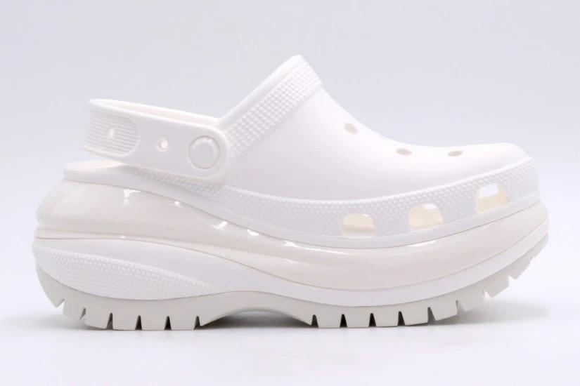 Crocs Mega Crush Γυναικεία Σαμπό Λευκά