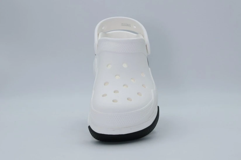 Crocs Bubble Crush Unisex Clog Λευκά, Μαύρα