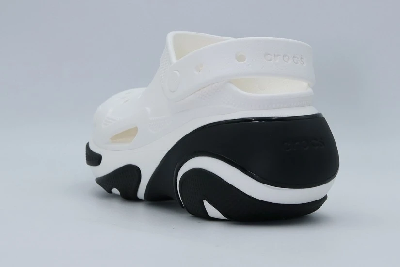 Crocs Bubble Crush Unisex Clog Λευκά, Μαύρα