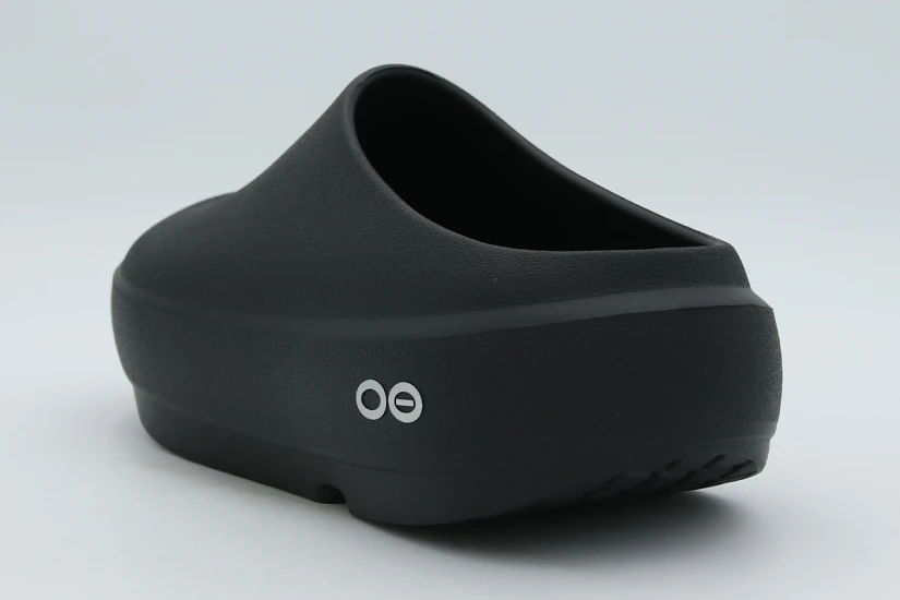 Oofos Oocloog Plus Σαμπό Μαύρο