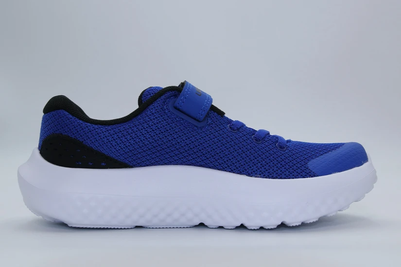 Under Armour Surge 4 AC Παιδικά Αθλητικά Παπούτσια για Τρέξιμο
