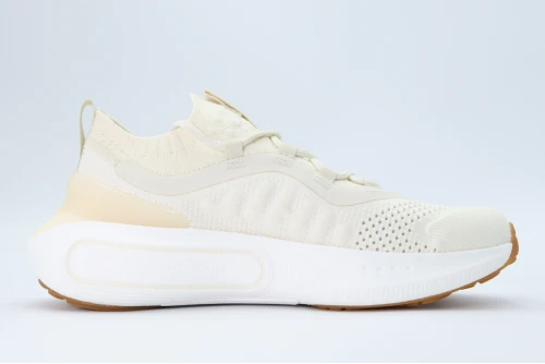 Under Armour Phantom 4 Sneakers (3027594-142)