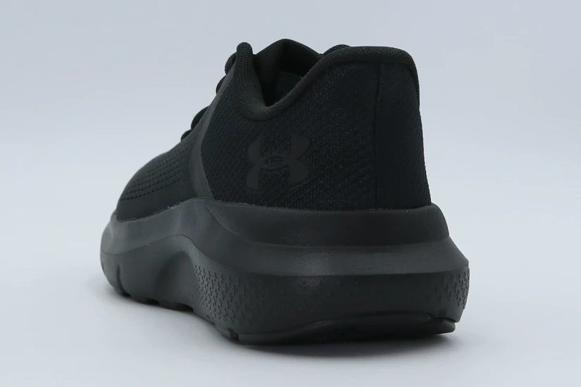 Under Armour Rogue 5 Αθλητικά Παπούτσια για Τρέξιμο Μαύρα