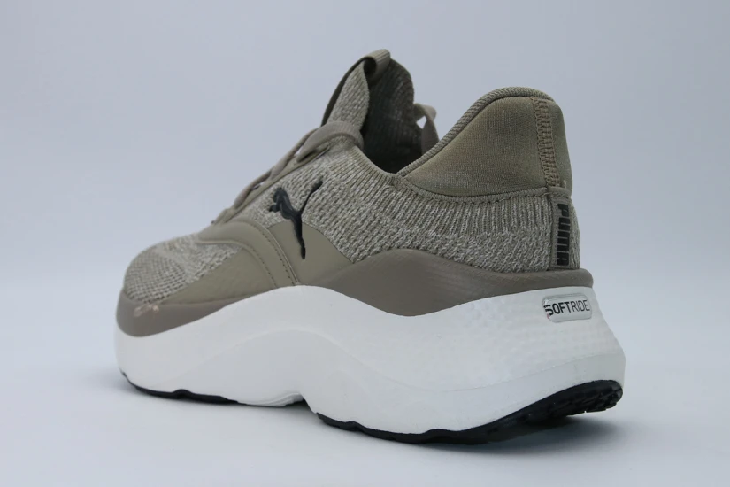 Puma Softride Mayve Αθλητικά Παπούτσια για Τρέξιμο Πουρό, Λευκά