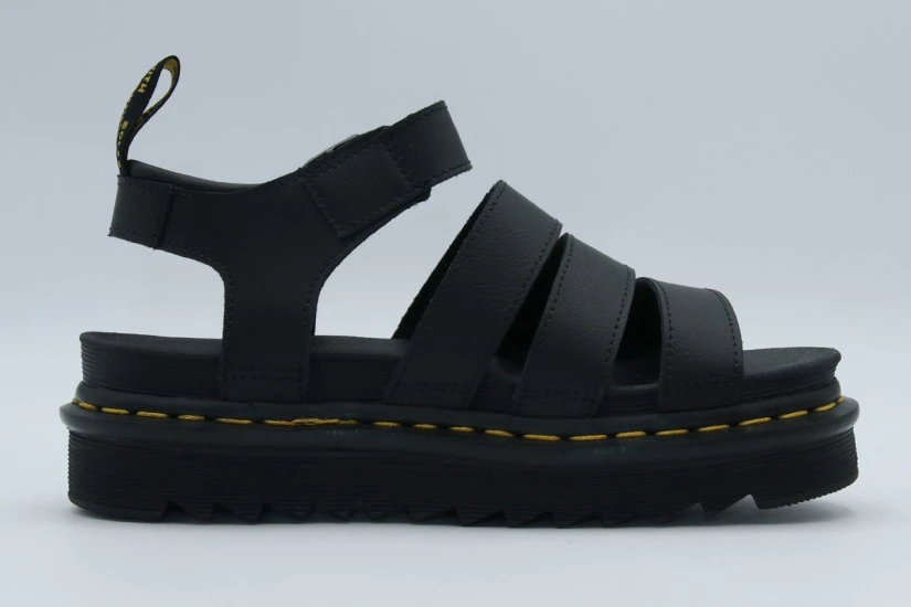 Dr. Martens Blaire Γυναικεία Σανδάλια Μαύρα
