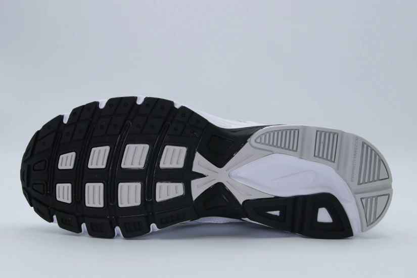 Nike Initiator Unisex Sneakers Λευκά, Μαύρα