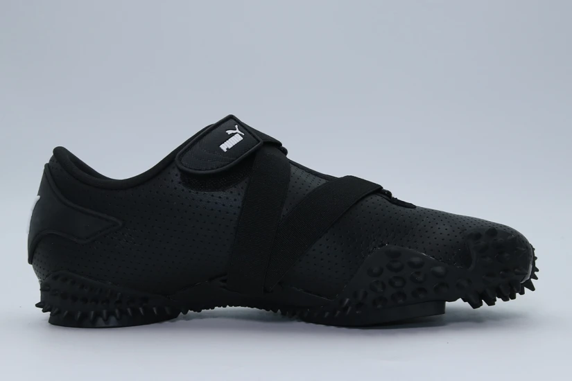 Puma Mostro Perforated Sneakers Μαύρα, Λευκά