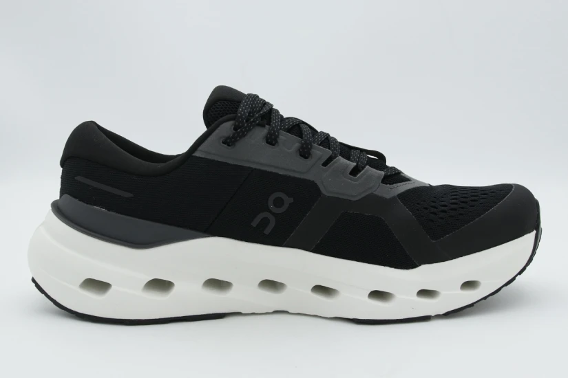 On Cloudrunner 3 Ανδρικά Αθλητικά Παπούτσια για Τρέξιμο Μαύρα, Λευκά
