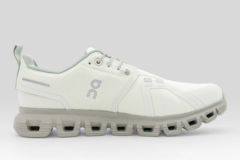 On Cloud 6 Waterproof Sneakers Εκρού, Λαδί