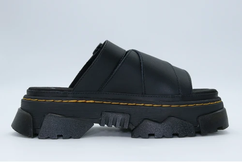 Dr. Martens Mattison Slide Σανδάλια (40900001)