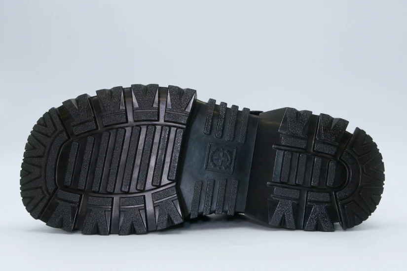 Dr. Martens Mattison Slide Γυναικεία Σανδάλια Μαύρα