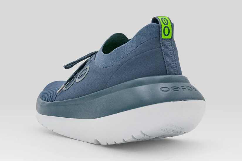 Oofos Oomy Stride Ανδρικά Παπούτσια Αποκατάστασης Μπλε Σκούρο, Λευκά