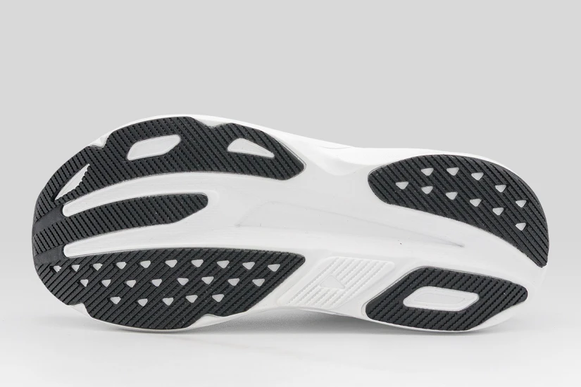 Fila Born 2 Nanobionic Αθλητικά Παπούτσια για Τρέξιμο Μαύρα, Λευκά