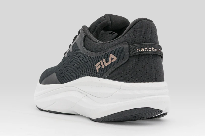 Fila Born 2 Nanobionic Αθλητικά Παπούτσια για Τρέξιμο Μαύρα, Λευκά