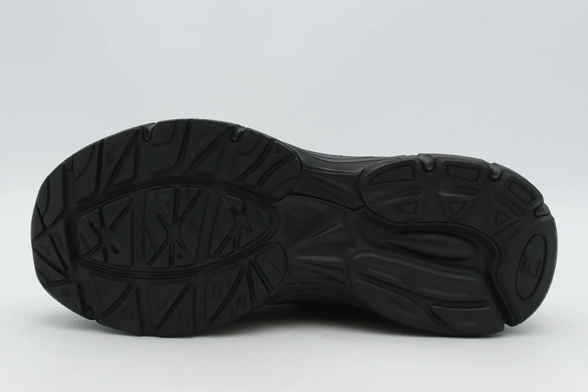 Fila Fusio Memory Sneakers (5YF63019-000)