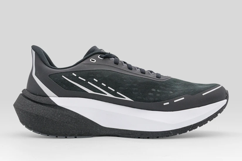 Under Armour Velociti Distance Ανδρικά Αθλητικά Παπούτσια για Τρέξιμο Μαύρα, Λευκά