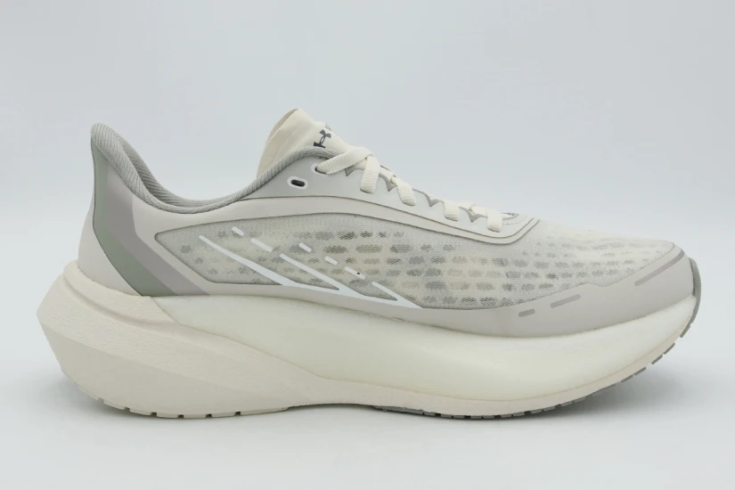 Under Armour Velociti Distance Γυναικεία Αθλητικά Παπούτσια για Τρέξιμο Γκρι Ανοιχτό, Εκρού