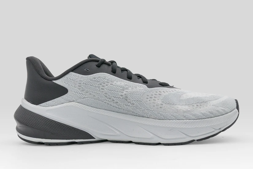 Under Armour Turbulence 3 Ανδρικά Αθλητικά Παπούτσια για Τρέξιμο Γκρι Ανοιχτό, Μαύρα