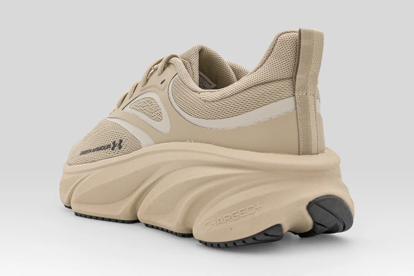 Under Armour Rogue 6 Ανδρικά Αθλητικά Παπούτσια για Τρέξιμο Μπεζ