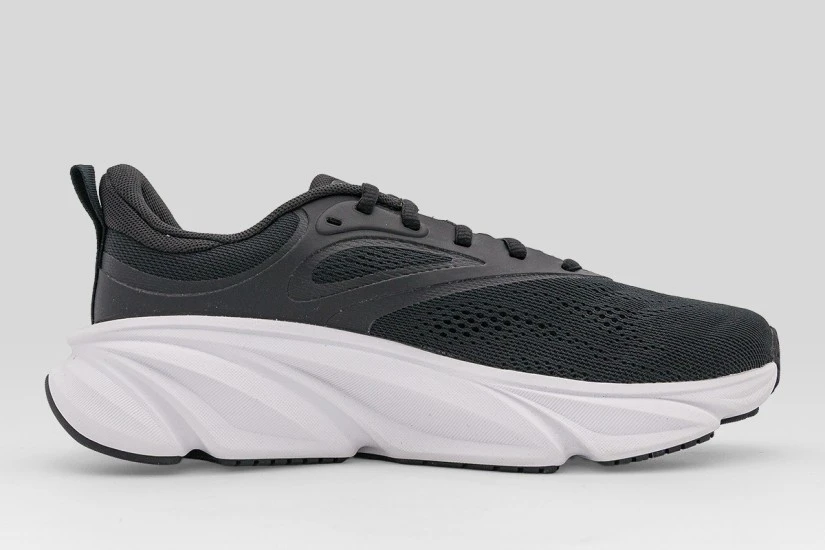 Under Armour Rogue 6 Αθλητικά Παπούτσια για Τρέξιμο Μαύρα, Λευκά