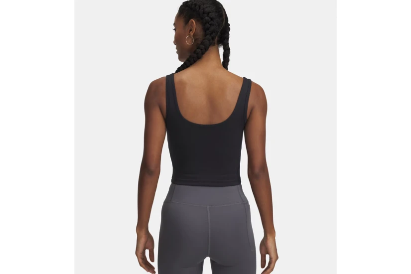 Under Armour Motion Tank Emea Γυναικεία Αμάνικη Μπλούζα Μαύρη