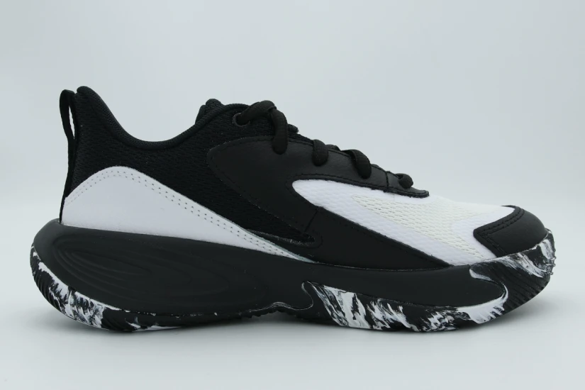 Under Armour Lockdown 8 Παιδικά Μπασκετικά Παπούτσια Μαύρα, Λευκά