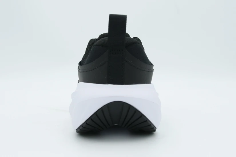 Under Armour Surge 5 Αθλητικά Παπούτσια για Τρέξιμο Μαύρα, Λευκά