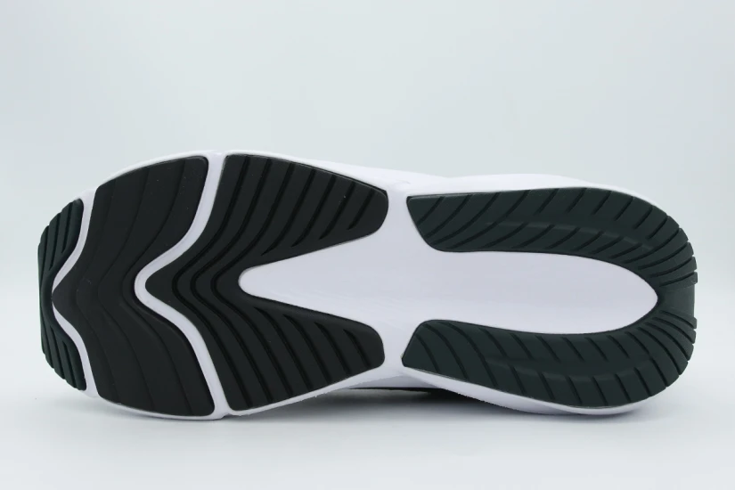 Under Armour Surge 5 Ανδρικά Αθλητικά Παπούτσια για Τρέξιμο Γκρι Σκούρο, Λευκά