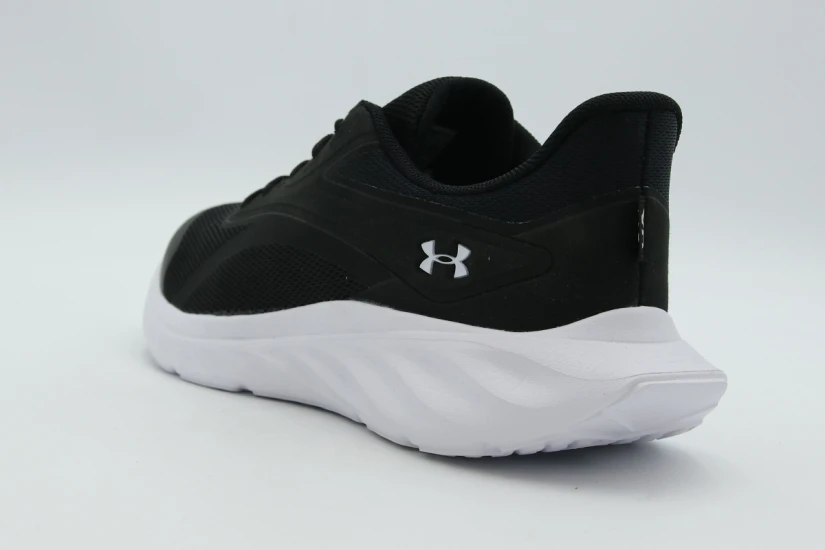 Under Armour Ascend AL Παιδικά Αθλητικά Παπούτσια για Τρέξιμο Μαύρα, Λευκά