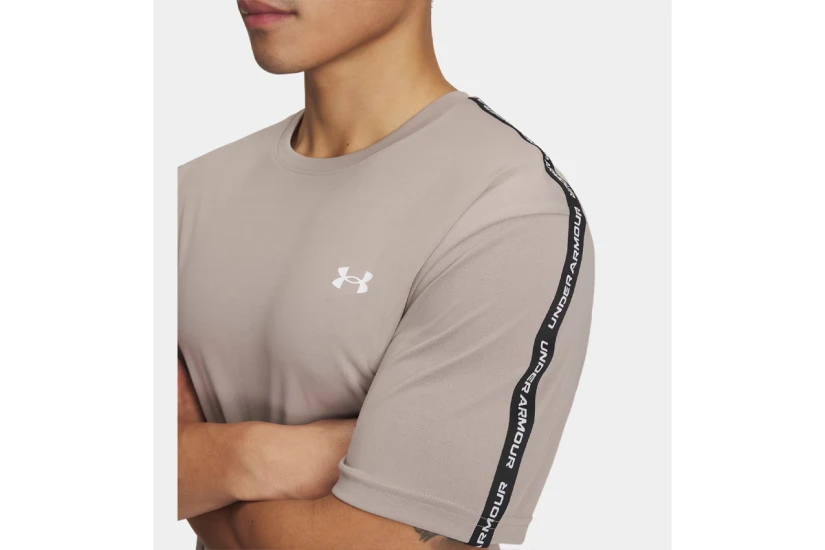Under Armour Tech Taping Ανδρικό Κοντομάνικο T-Shirt Μπεζ