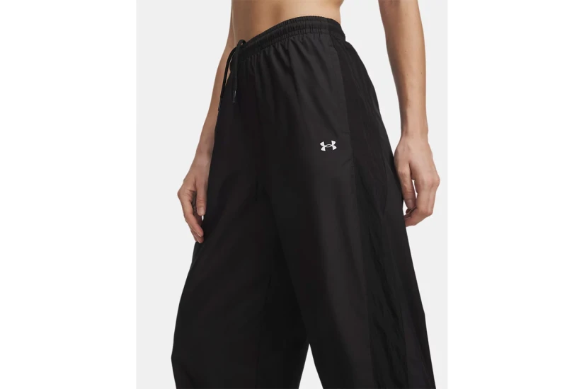 Under Armour Icon Woven Γυναικείο Παντελόνι Φόρμας Μαύρο