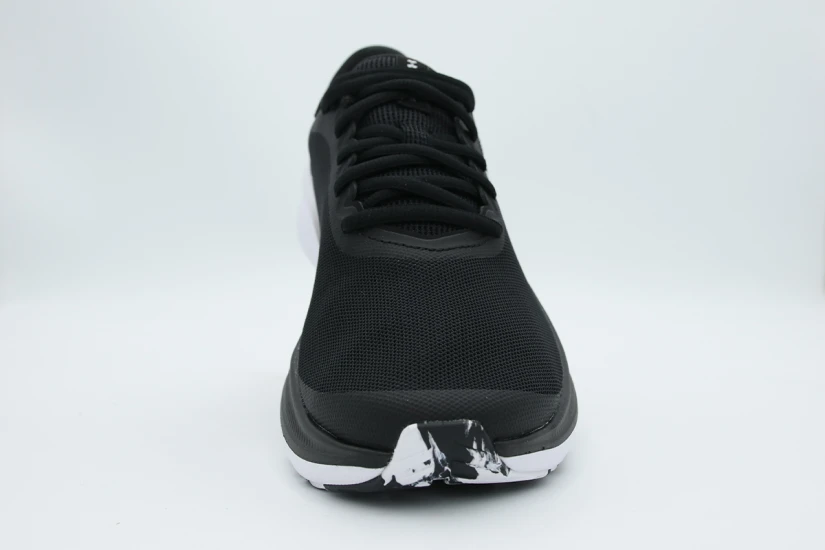 Under Armour Chase Ανδρικά Αθλητικά Παπούτσια για Τρέξιμο Μαύρα, Λευκά