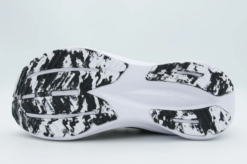 Under Armour Chase Ανδρικά Αθλητικά Παπούτσια για Τρέξιμο Μαύρα, Λευκά