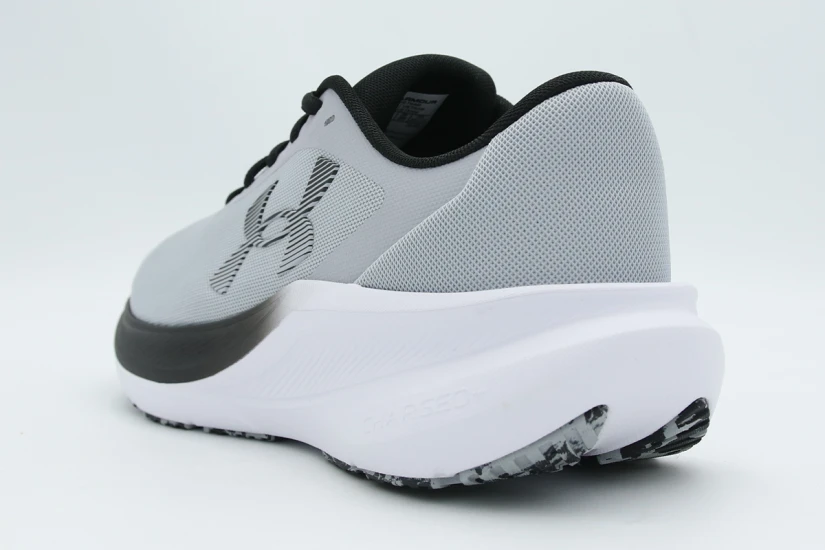 Under Armour Chase Ανδρικά Αθλητικά Παπούτσια για Τρέξιμο Γκρι Ανοιχτό, Μαύρα, Λευκά