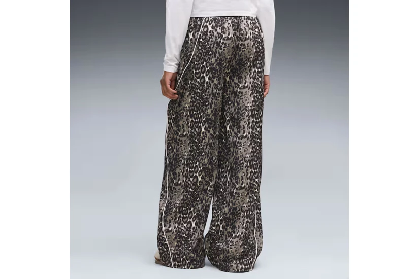 Puma Sport Animal Printed Wide Leg Γυναικείο Παντελόνι Φόρμας Καφέ, Μαύρο, Εκρού