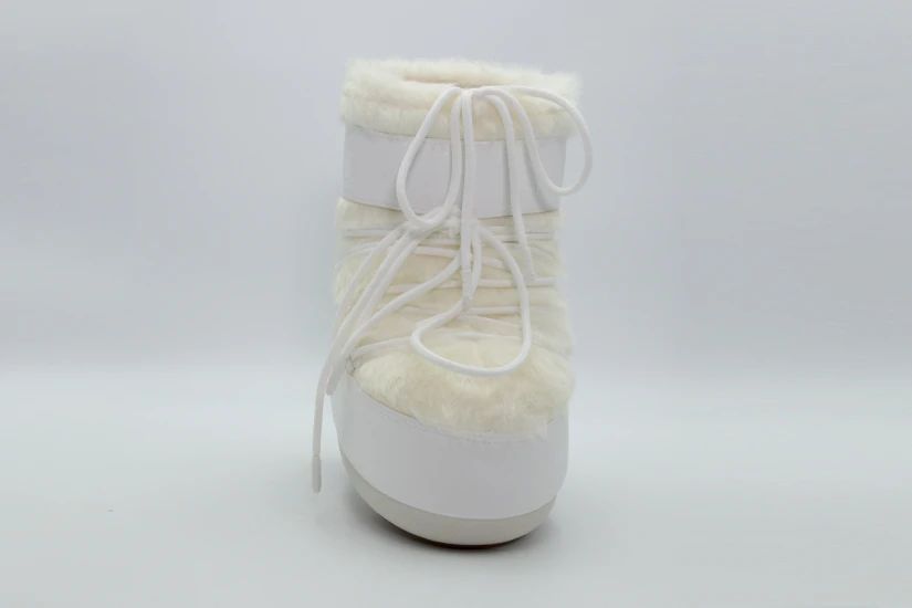 Moon Boot Icon Low Faux Fur Γυναικείες Μπότες Λευκές