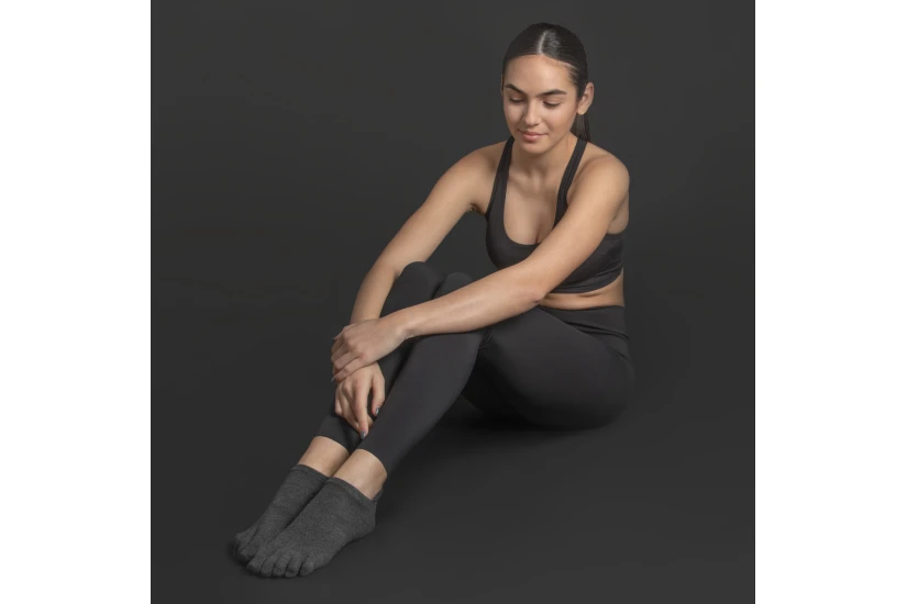 Amila Felis Κάλτσες Pilates - Yoga 39-42 Ανθρακί